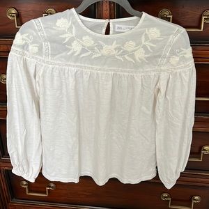 Zara girls size 11-12 l/s ivory top